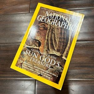National Geographic Magazine Guardian of the Sun God's Treasure November 2003